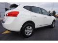 Nissan Rogue S Pearl White photo #7