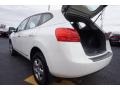 Nissan Rogue S Pearl White photo #16