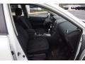 Nissan Rogue S Pearl White photo #18