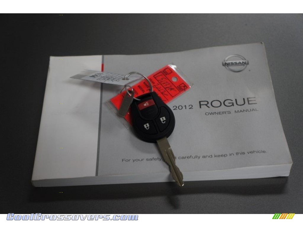 2012 Rogue SV AWD - Platinum Graphite / Black photo #29