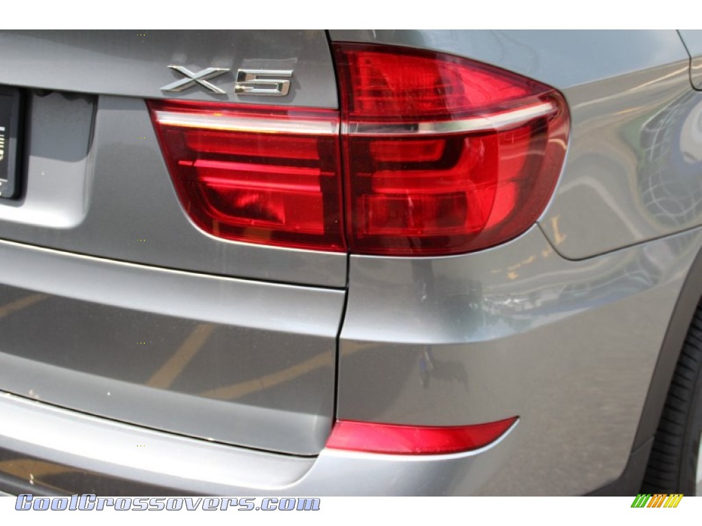 2012 X5 xDrive50i - Space Gray Metallic / Oyster photo #24
