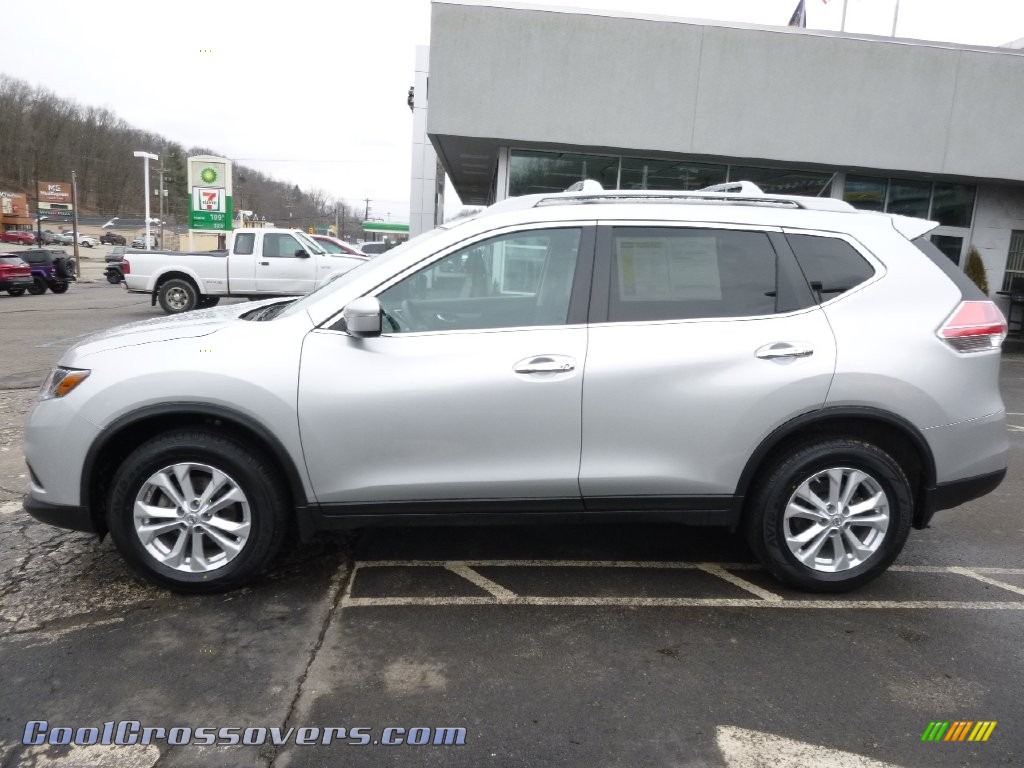 2014 Rogue SV AWD - Brilliant Silver / Charcoal photo #2