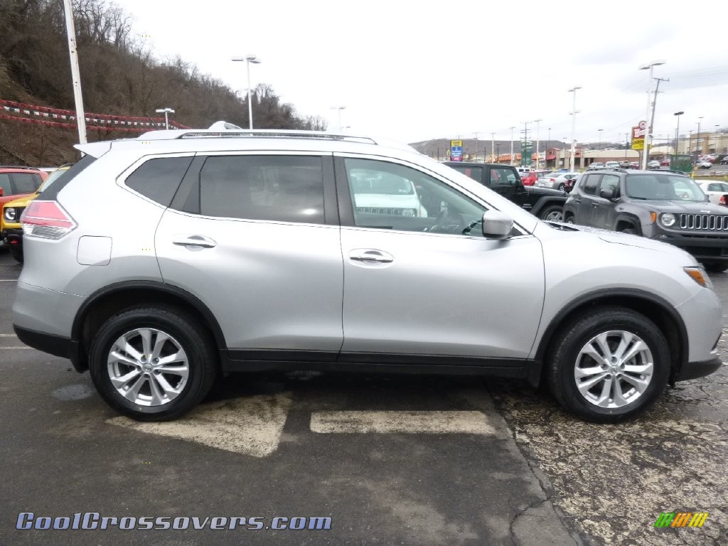 2014 Rogue SV AWD - Brilliant Silver / Charcoal photo #7