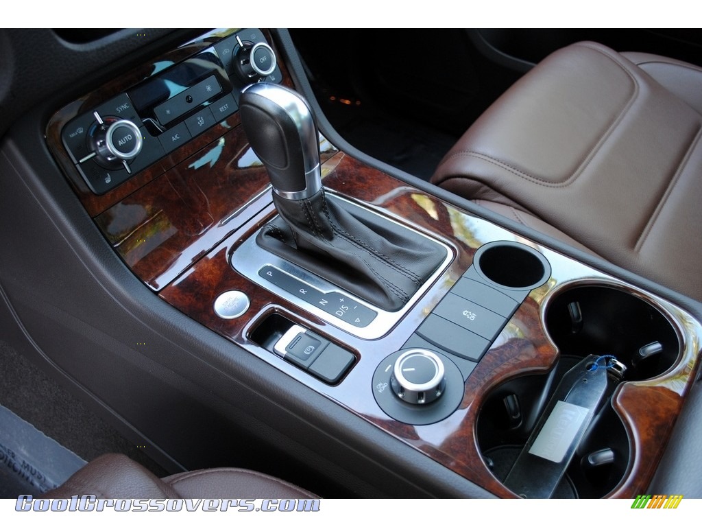 2014 Touareg V6 Lux 4Motion - Pure White / Saddle Brown photo #15