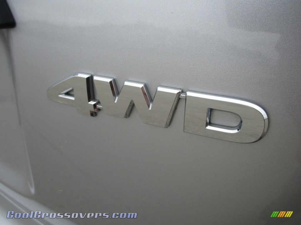 2010 CR-V LX AWD - Alabaster Silver Metallic / Gray photo #18
