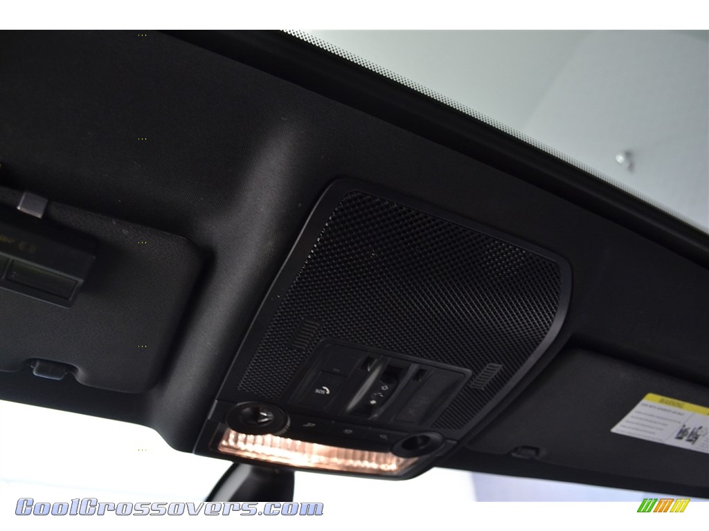 2012 X5 xDrive50i - Titanium Silver Metallic / Black photo #25