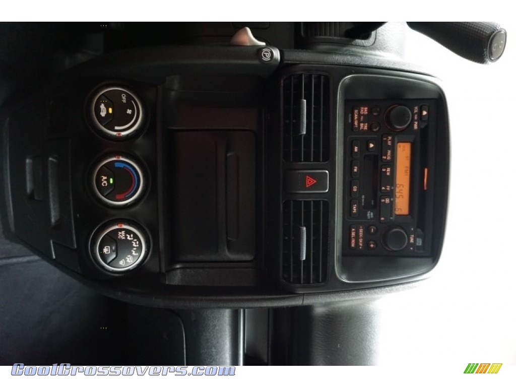 2004 CR-V LX 4WD - Taffeta White / Black photo #37
