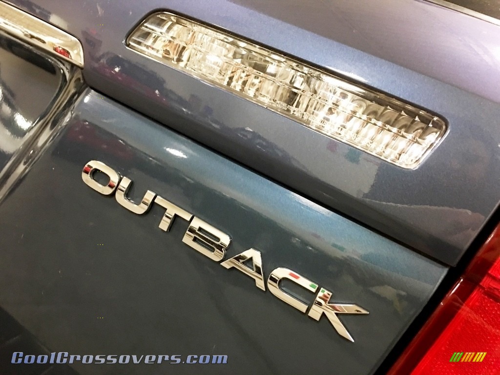2005 Outback 2.5i Wagon - Atlantic Blue Pearl / Off Black photo #46