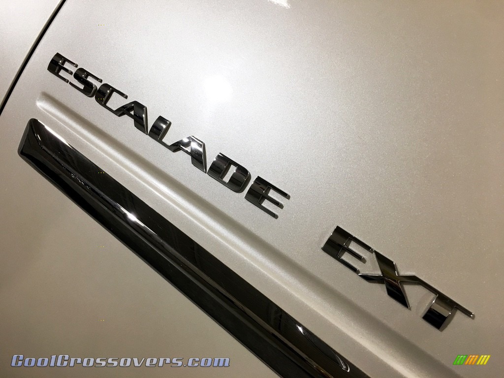 2011 Escalade EXT Premium AWD - White Diamond Tricoat / Cashmere/Cocoa photo #19