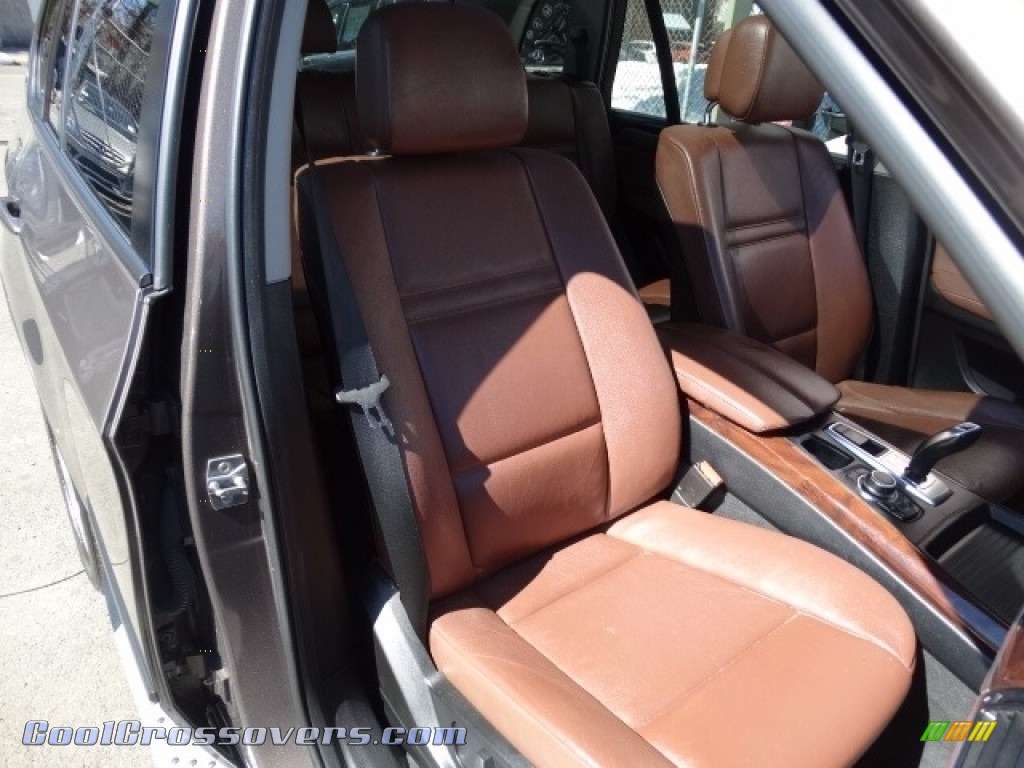 2012 X5 xDrive35i Premium - Sparkling Bronze Metallic / Cinnamon Brown photo #25