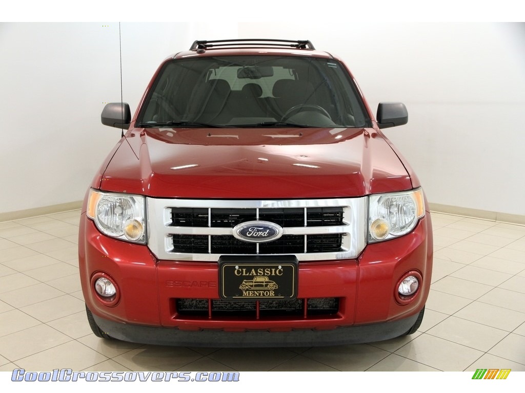 2009 Escape XLT V6 4WD - Redfire Pearl / Charcoal photo #2