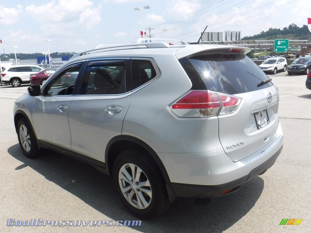 2016 Rogue SV AWD - Brilliant Silver / Charcoal photo #8