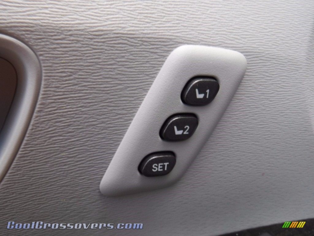 2014 Venza XLE AWD - Magnetic Gray Metallic / Light Gray photo #12