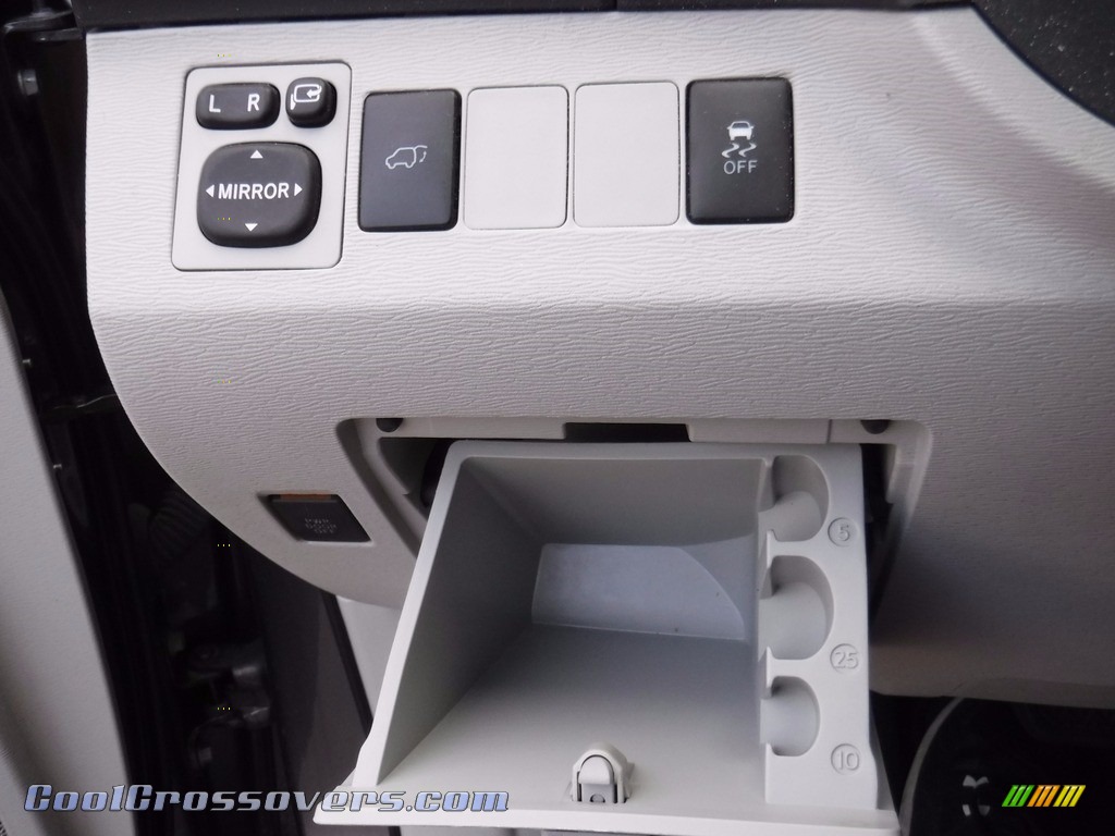 2014 Venza XLE AWD - Magnetic Gray Metallic / Light Gray photo #17