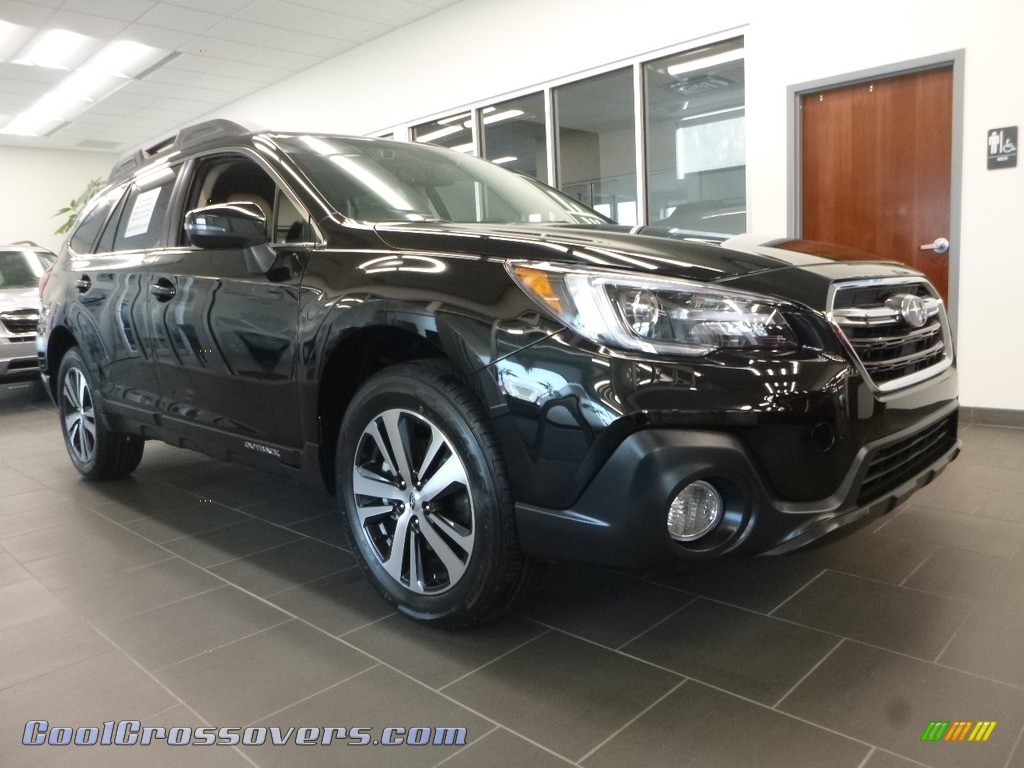 2018 Outback 3.6R Limited - Crystal Black Silica / Ivory photo #1
