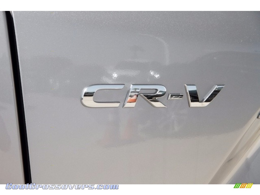 2017 CR-V Touring - Lunar Silver Metallic / Gray photo #3