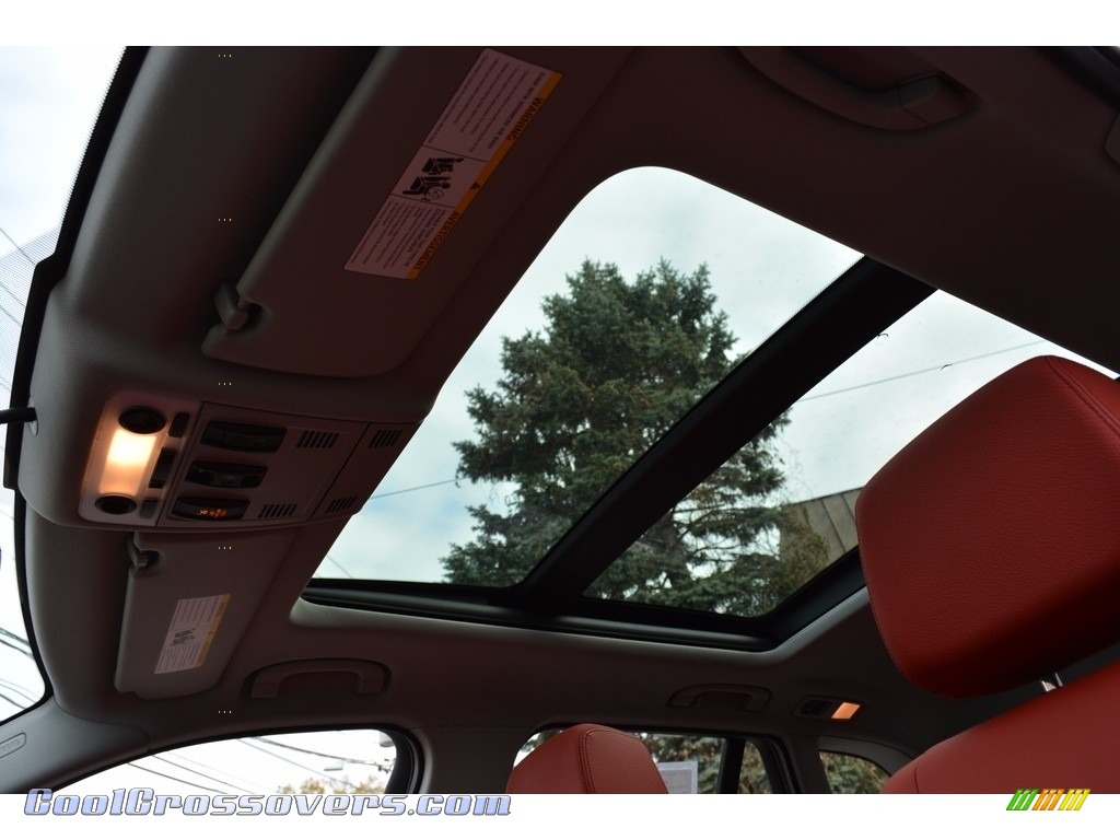 2015 X1 xDrive28i - Alpine White / Coral Red/Grey-Black Piping photo #14