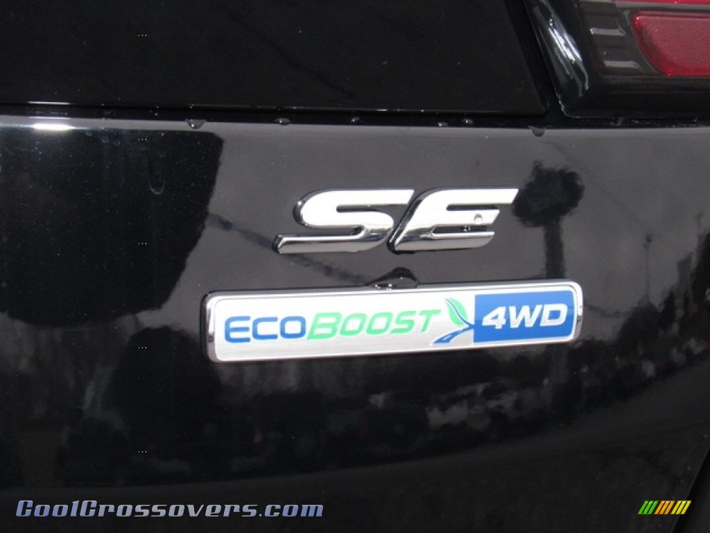 2018 Escape SE 4WD - Shadow Black / Charcoal Black photo #35