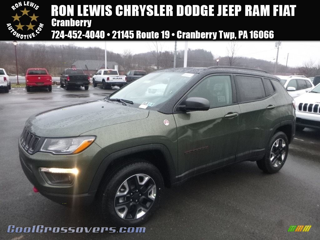 2018 Compass Trailhawk 4x4 - Olive Green Pearl / Black/Ruby Red photo #1