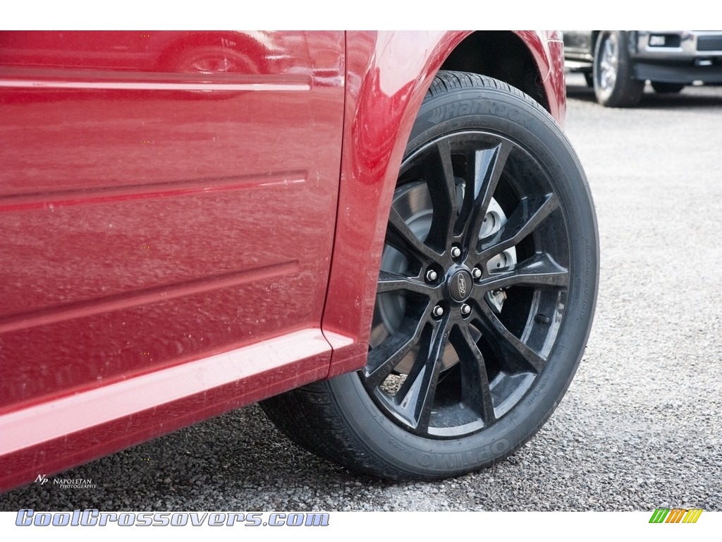 2018 Flex Limited AWD - Ruby Red / Charcoal Black photo #4