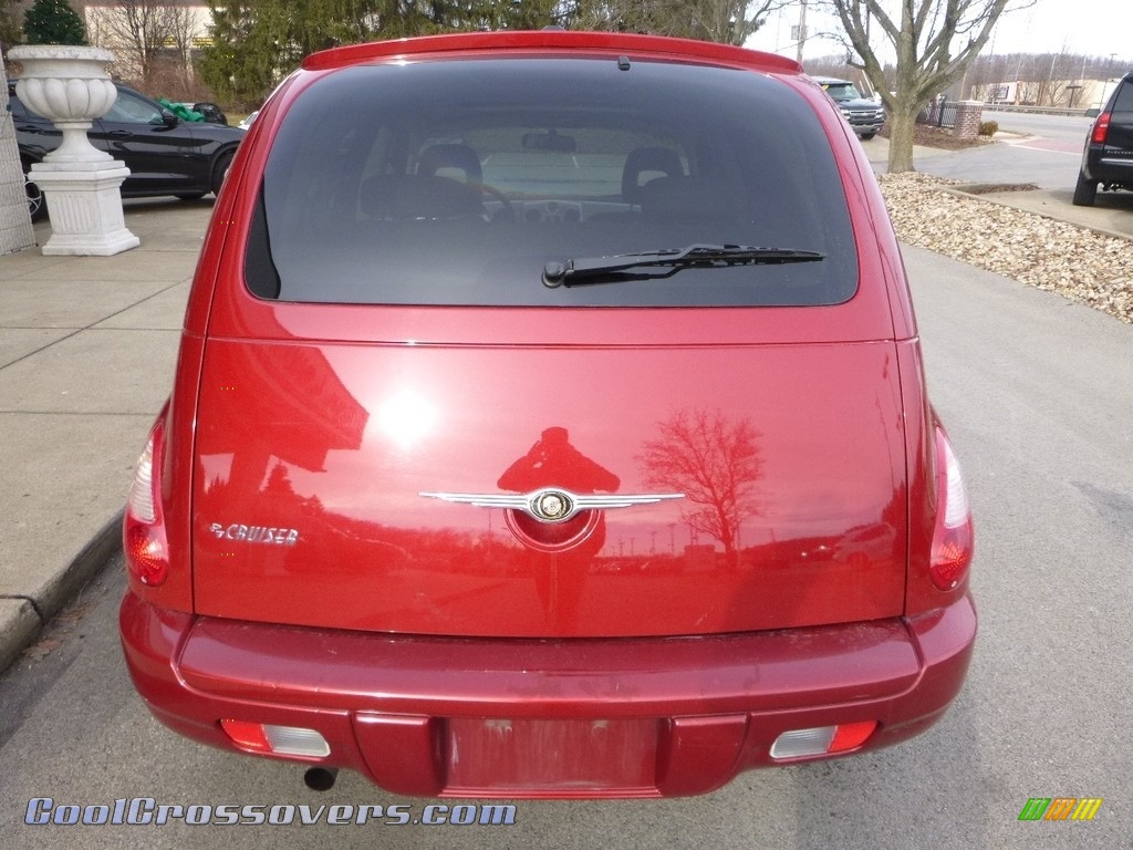 2010 PT Cruiser Classic - Inferno Red Crystal Pearl / Pastel Slate Gray photo #8