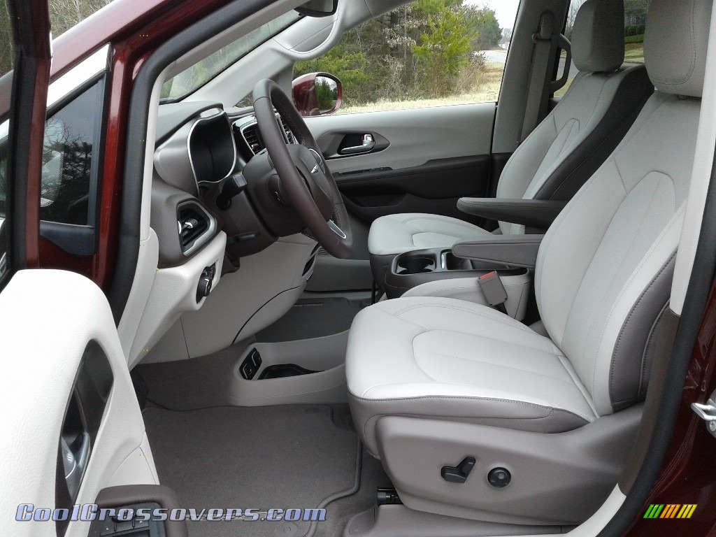 2018 Pacifica Touring L - Velvet Red Pearl / Cognac/Alloy/Toffee photo #10