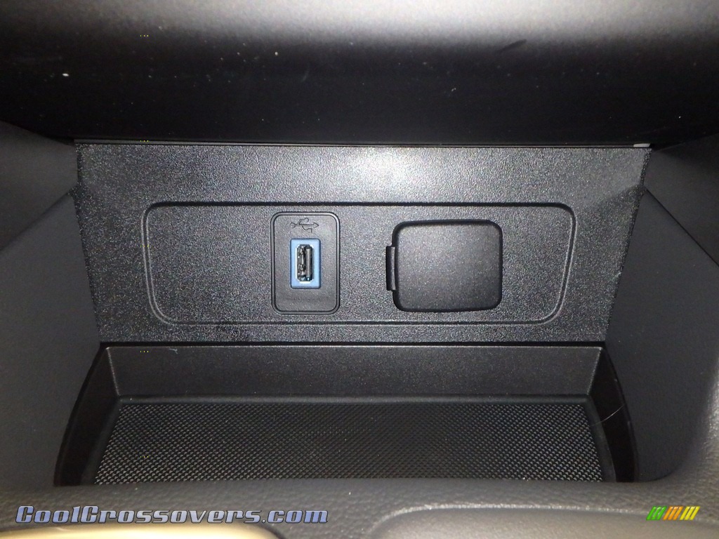 2018 Escape SE 4WD - Blue Metallic / Charcoal Black photo #14