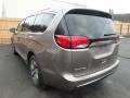 Chrysler Pacifica Hybrid Limited Molten Silver photo #3