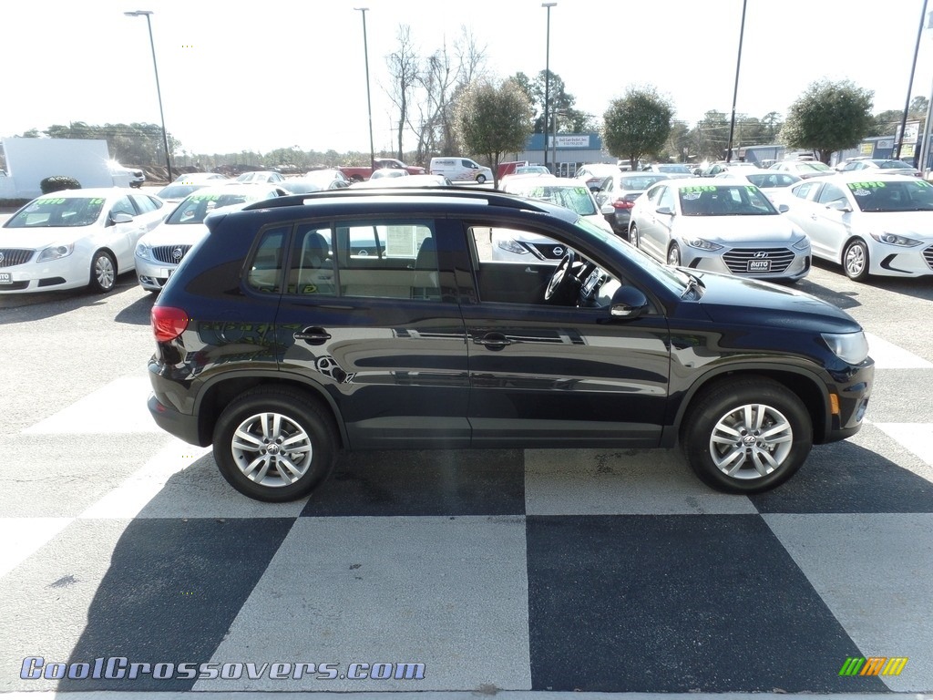 2017 Tiguan Limited 2.0T 4Motion - Deep Black Pearl / Charcoal photo #3
