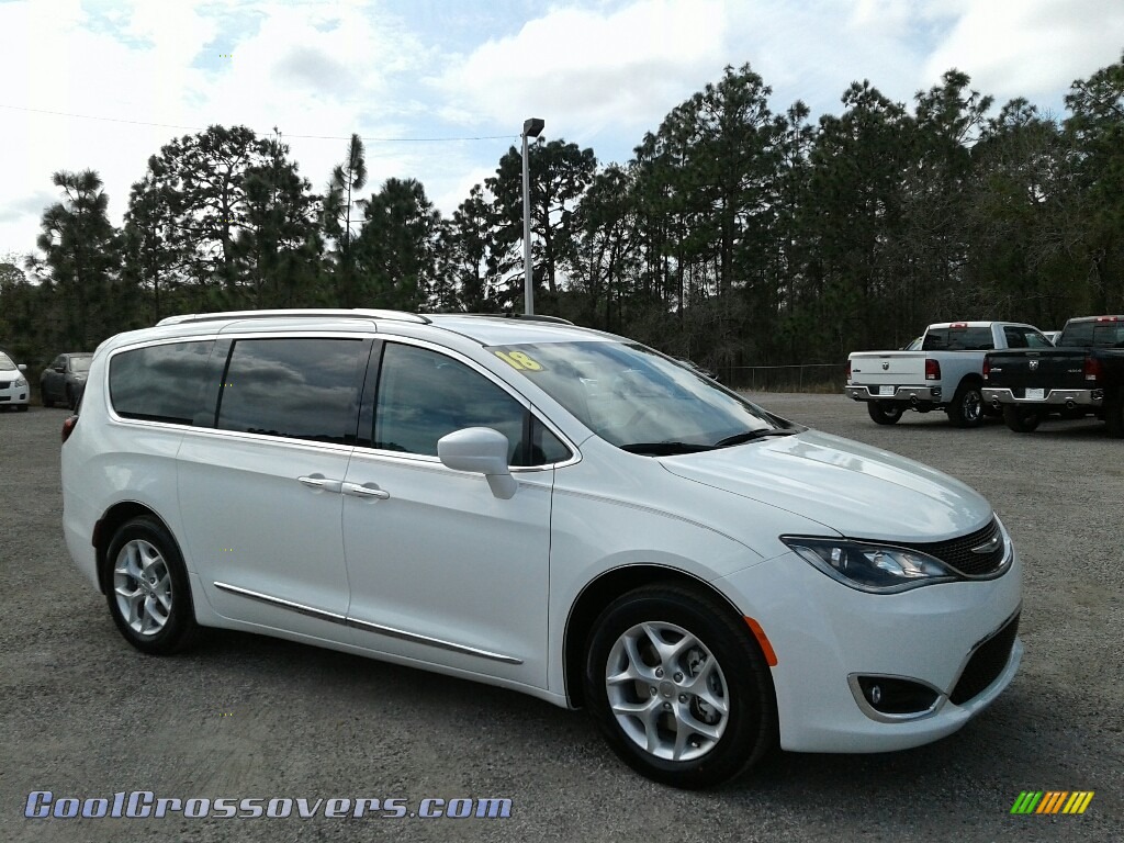2018 Pacifica Touring L - Bright White / Cognac/Alloy/Toffee photo #7