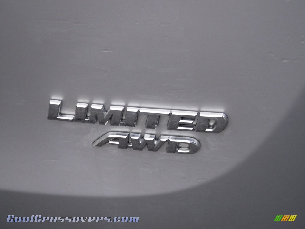 2015 RAV4 Limited AWD - Classic Silver Metallic / Ash photo #11