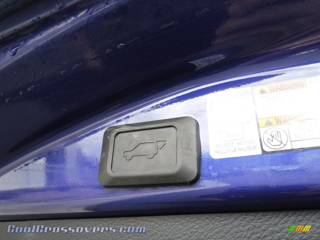 2015 RAV4 XLE AWD - Blue Crush Metallic / Black photo #22