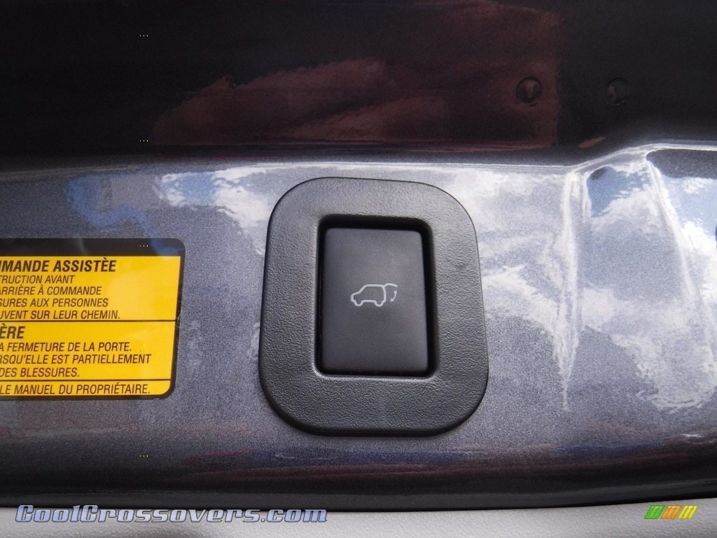 2013 Venza XLE AWD - Magnetic Gray Metallic / Light Gray photo #27