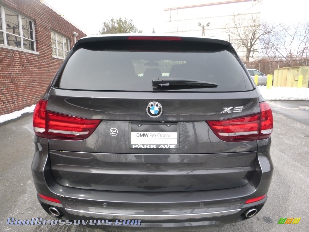 2015 X5 xDrive35d - Dark Graphite Metallic / Black photo #4