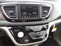 Chrysler Pacifica Touring L Brilliant Black Crystal Pearl photo #12