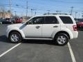Ford Escape XLT V6 4WD White Suede photo #9