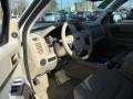 Ford Escape XLT V6 4WD White Suede photo #12
