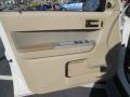 Ford Escape XLT V6 4WD White Suede photo #14