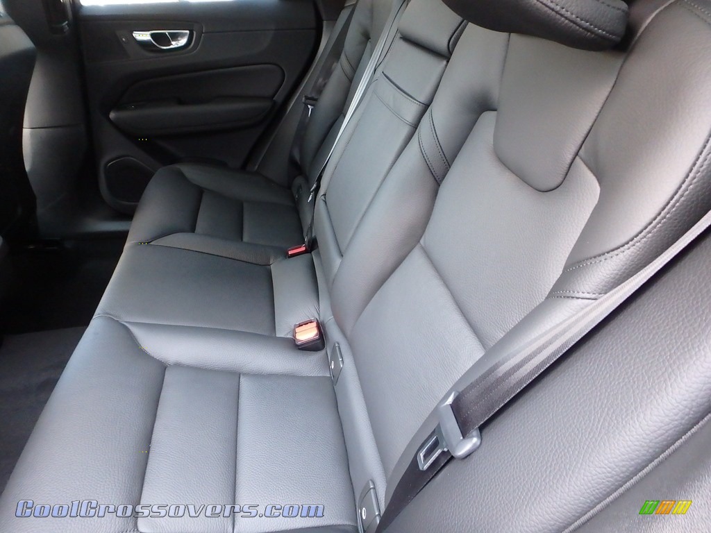 2018 XC60 T6 AWD Momentum - Osmium Grey Metallic / Charcoal photo #8