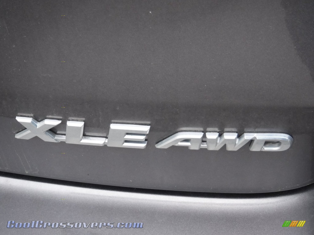 2016 Highlander XLE AWD - Predawn Gray Mica / Black photo #10