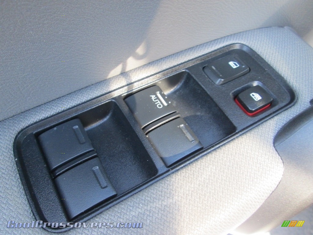 2011 CR-V SE 4WD - Glacier Blue Metallic / Gray photo #15