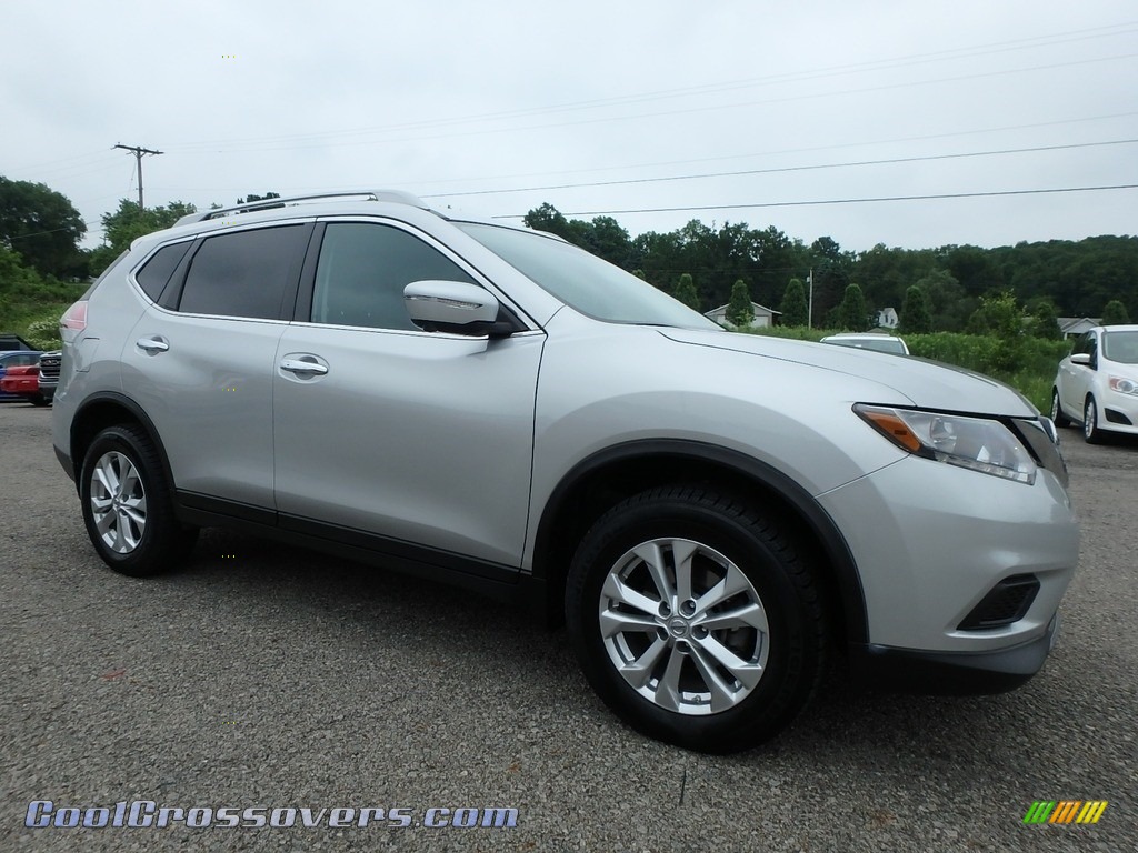 2015 Rogue SV AWD - Brilliant Silver / Charcoal photo #4