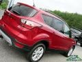 Ford Escape SE 4WD Ruby Red photo #30