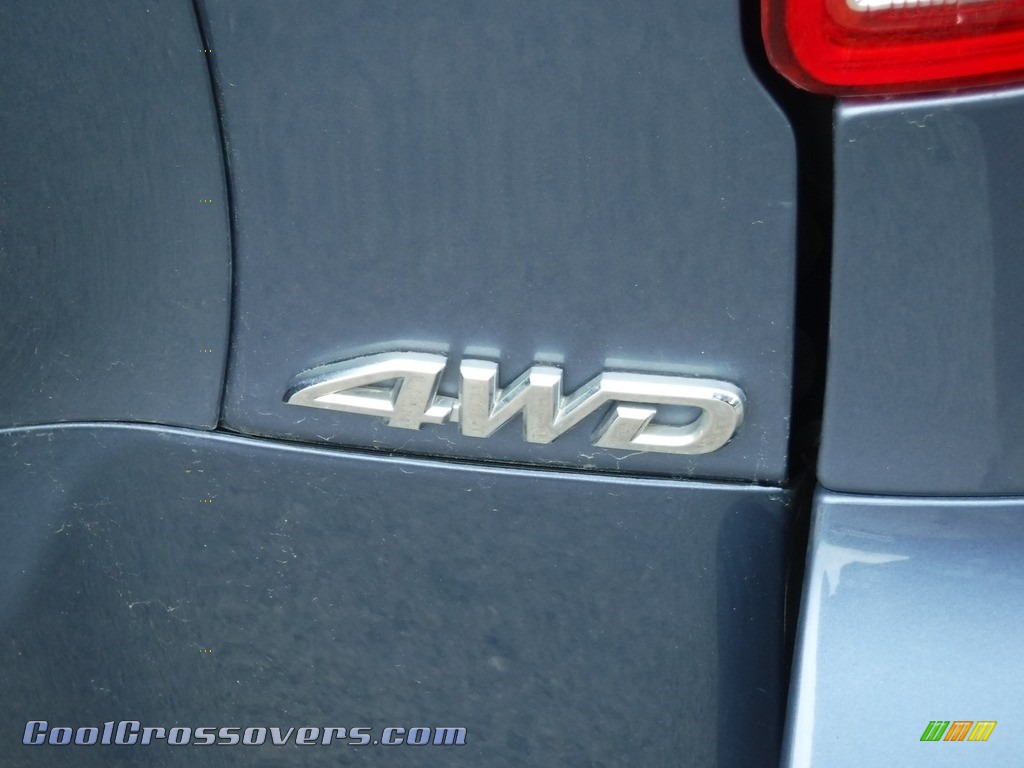 2011 RAV4 I4 4WD - Pacific Blue Metallic / Sand Beige photo #7
