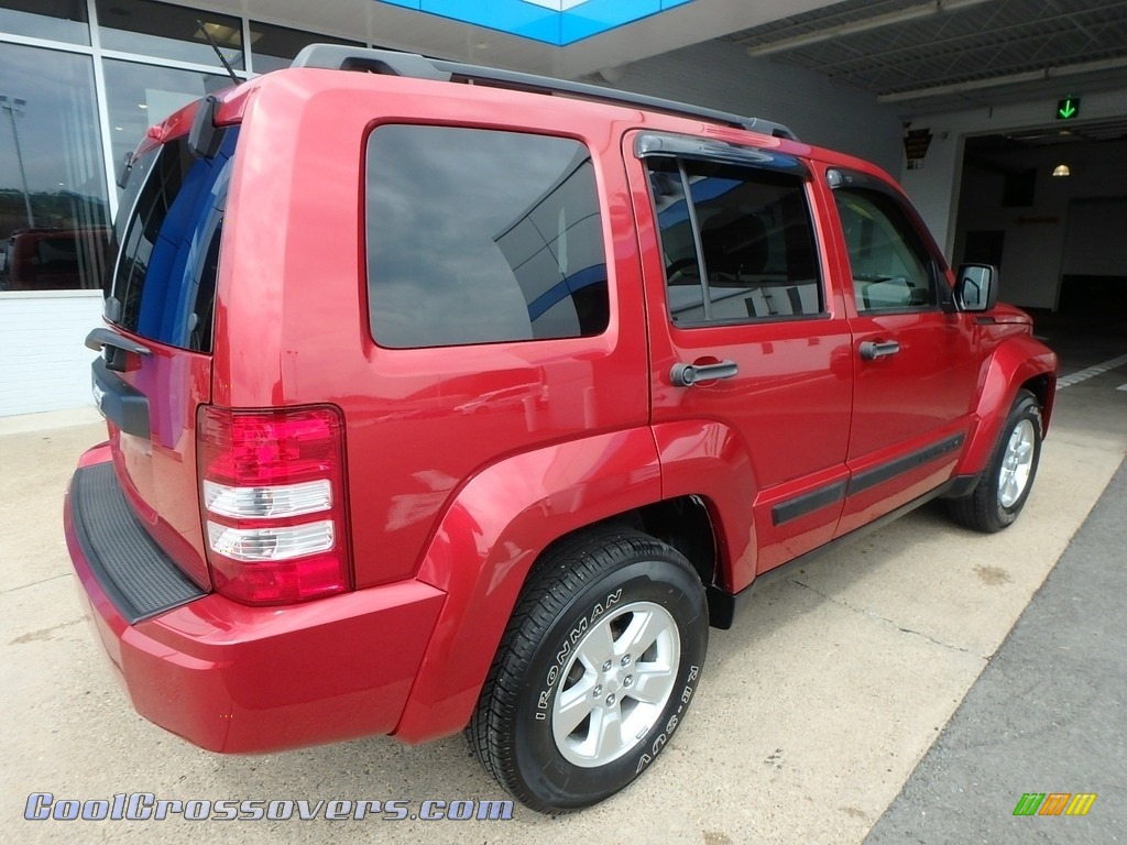 2010 Liberty Sport 4x4 - Inferno Red Crystal Pearl / Pastel Pebble Beige photo #3