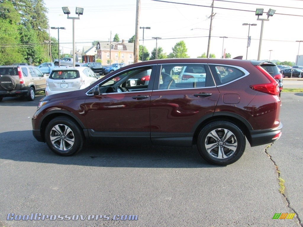 2017 CR-V LX - Basque Red Pearl II / Gray photo #9