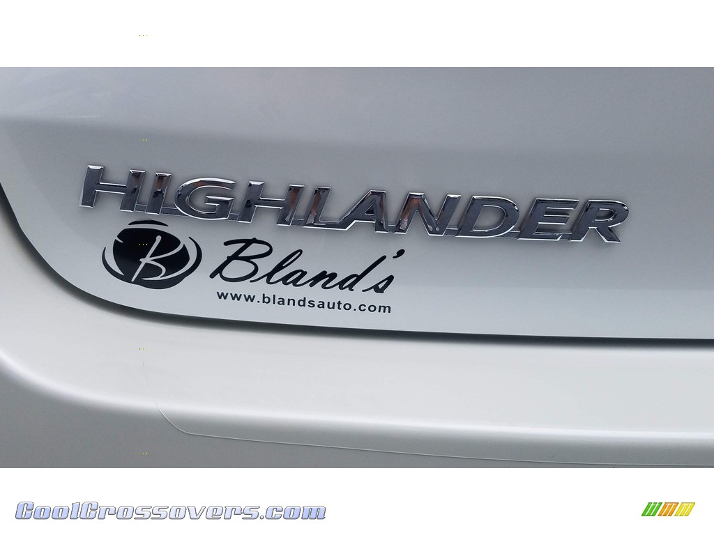 2016 Highlander XLE - Blizzard Pearl / Black photo #43