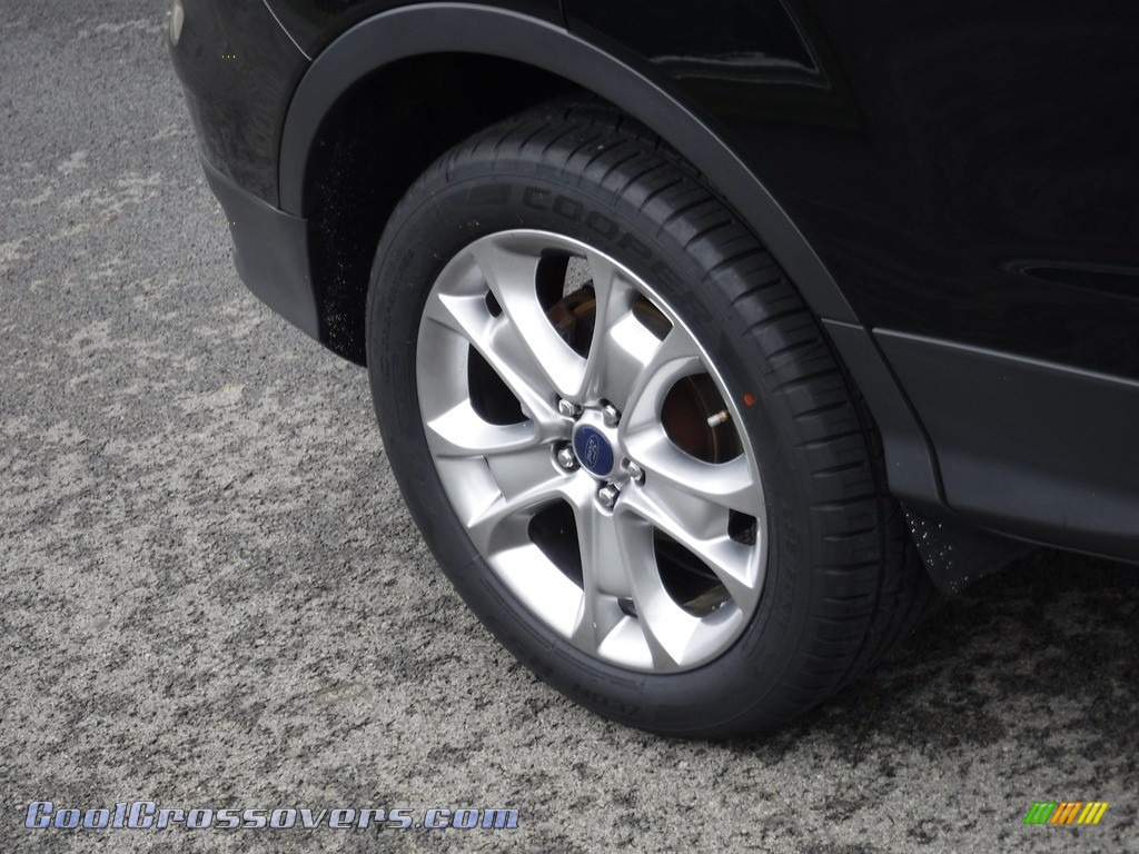 2014 Escape Titanium 2.0L EcoBoost 4WD - Tuxedo Black / Charcoal Black photo #3
