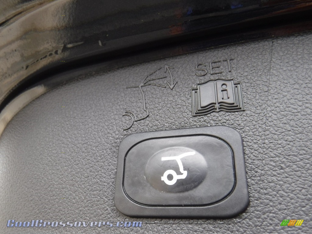 2014 Escape Titanium 2.0L EcoBoost 4WD - Tuxedo Black / Charcoal Black photo #27