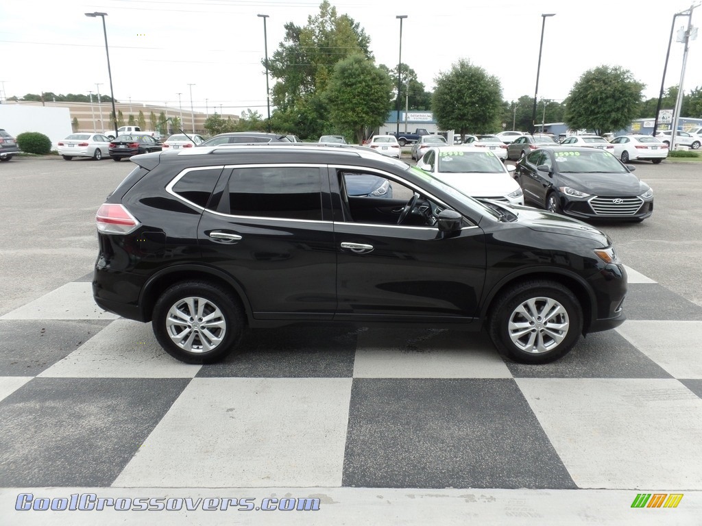 2016 Rogue SV AWD - Magnetic Black / Charcoal photo #3